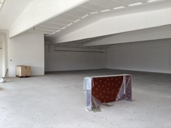Capannone in Via Val Tiberina 25, San Benedetto Del Tronto, {3} - Foto 2