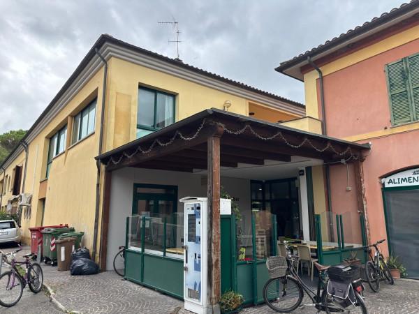 Negozio in Via Monfalcone 73, Fano, {3} - Foto 2