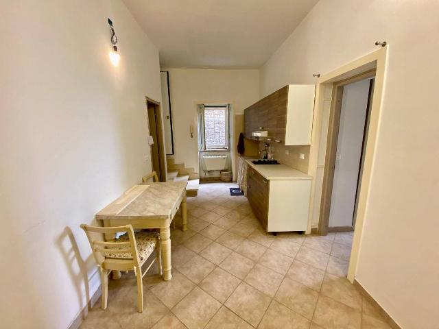 2-room flat in Via Guglielmo Taddei 2, Tivoli - Photo 1