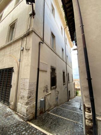 Magazzino in Vicolo della Scalinata 1, Tivoli, {3} - Foto 1