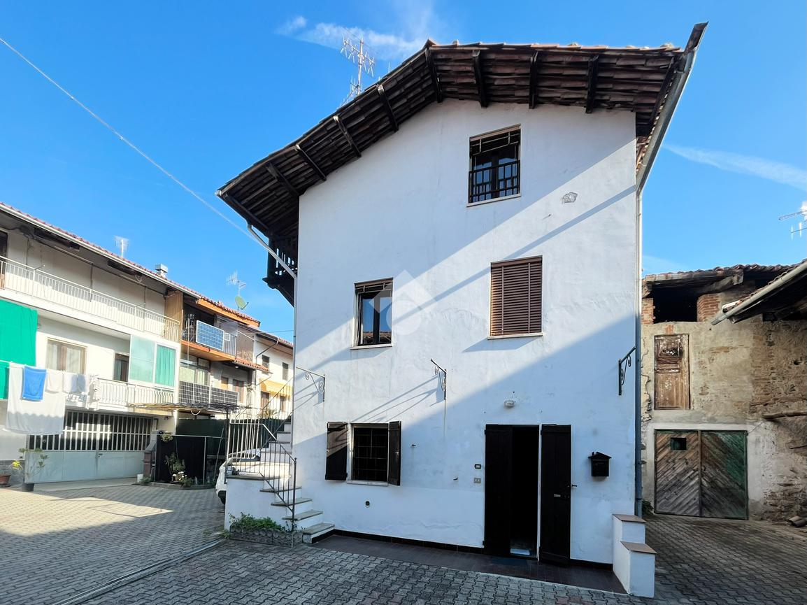 Casa indipendente in vendita a Pavone Canavese