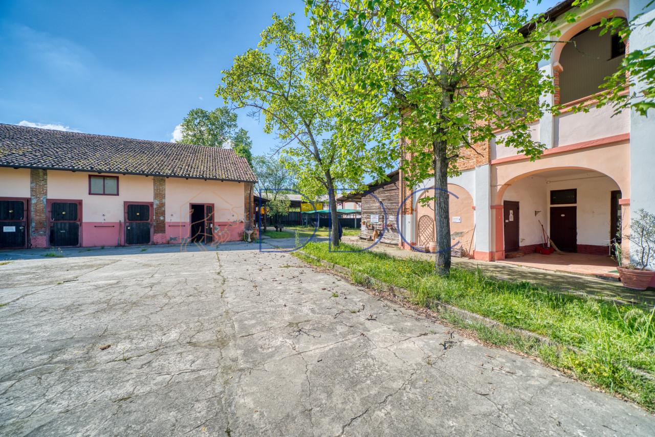 Azienda agricola in Strada San Cipriano 43, Broni, {3} - Foto 2