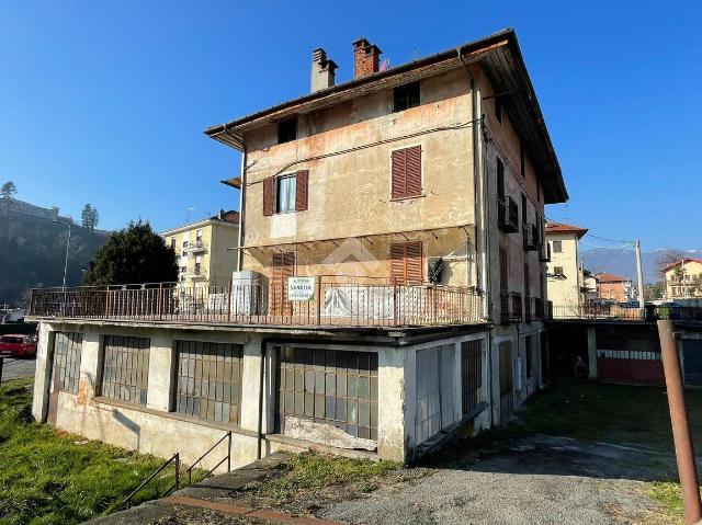 Detached house in Via Matteotti 46, Lanzo Torinese - Photo 1