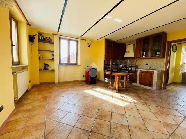 3-room flat in Via Giacomo Matteotti 42, Lanzo Torinese - Photo 1