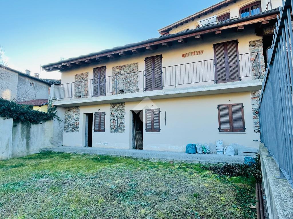 Villa in vendita a Lanzo Torinese