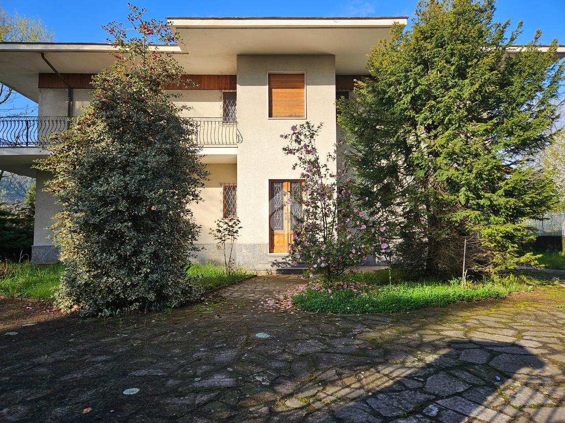Villa in vendita a Corio