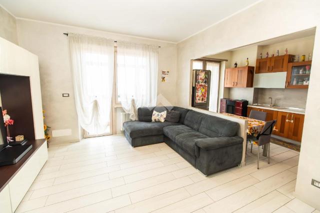 4-room flat in Via Alcide De Gasperi 12, Leini - Photo 1