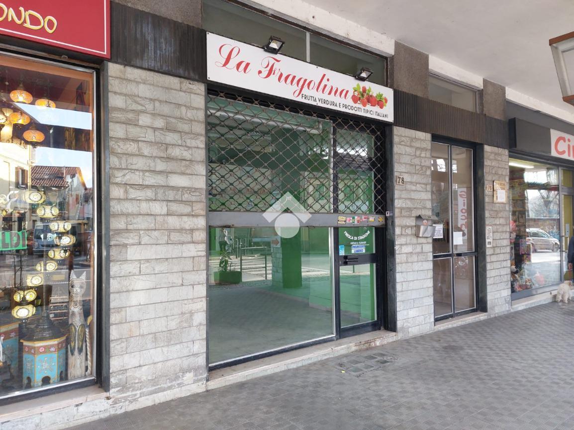 Negozio in Via Roma 78, Ciriè - Foto 1