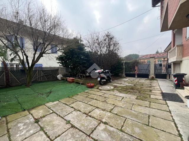 4-room flat in Via Edoardo Calvi 8, Candiolo - Photo 1