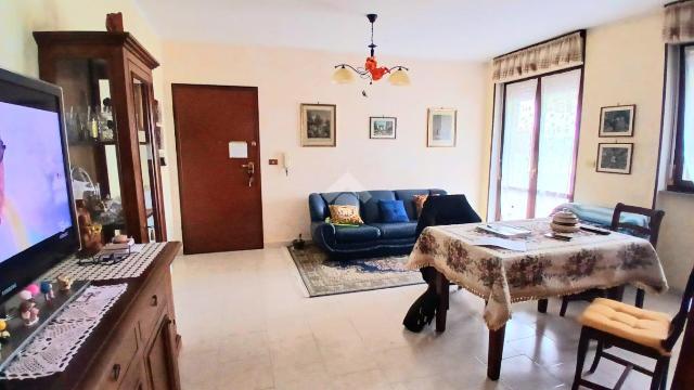 2-room flat in Via Robassomero 74, Ciriè - Photo 1