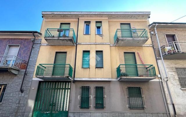 2-room flat in Via Cairoli 32, Moncalieri - Photo 1