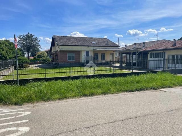 Villa in Via Ortigara 13, San Giusto Canavese - Foto 1