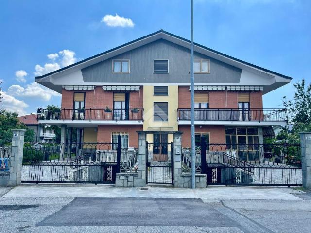 Vierzimmerwohnung in Via delle Acacie 38, Bruino - Foto 1