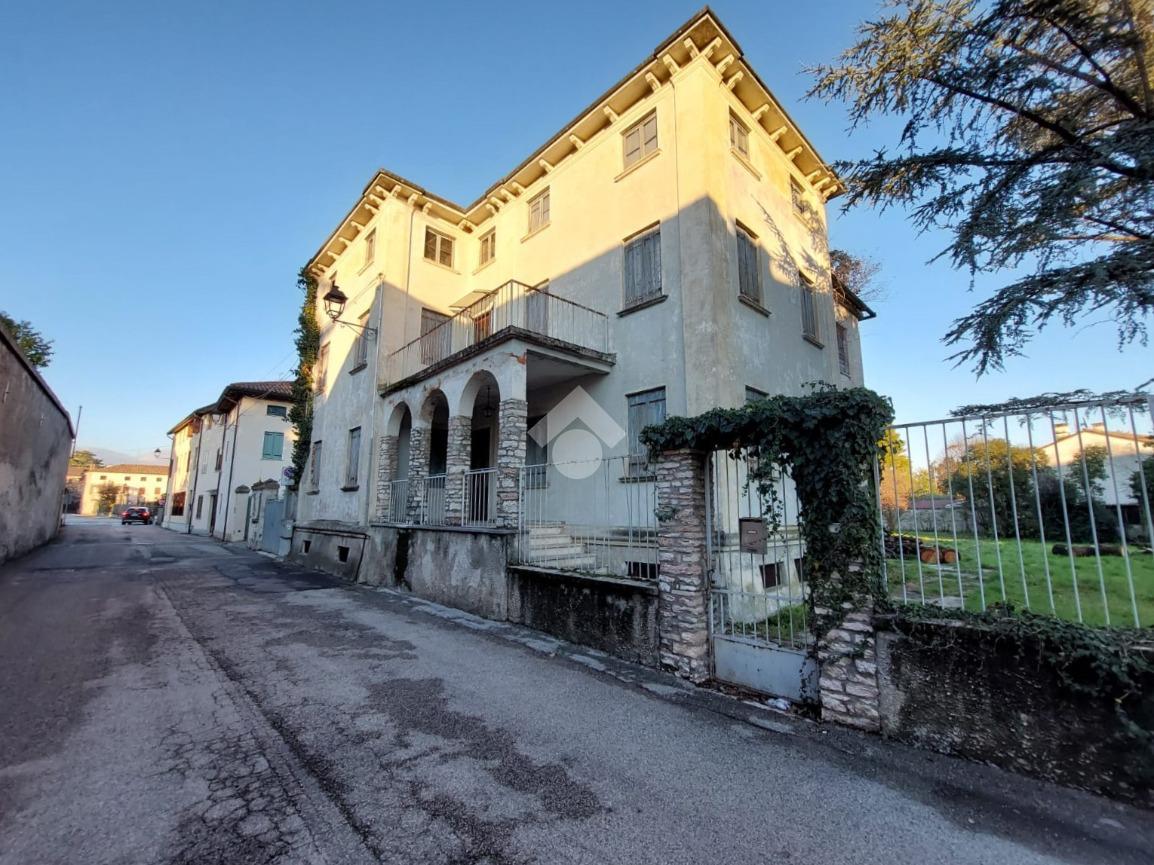 Villa in vendita a Sandrigo
