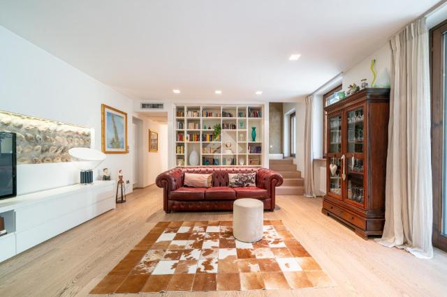 main gallery real estate image