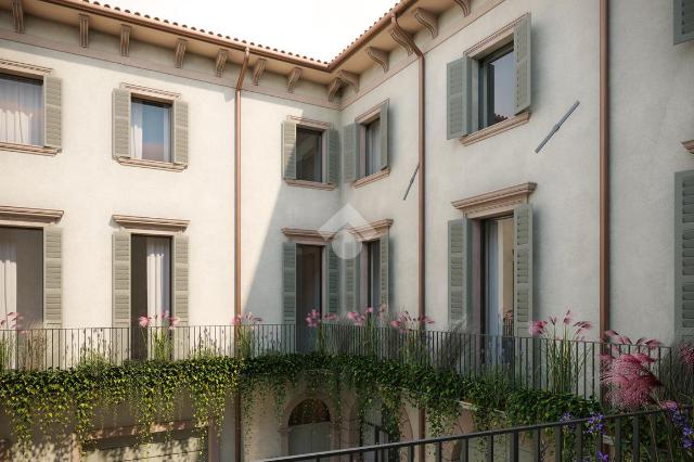 Apartament in Via S. Pietro Incarnario 3, Verona - Photo 1