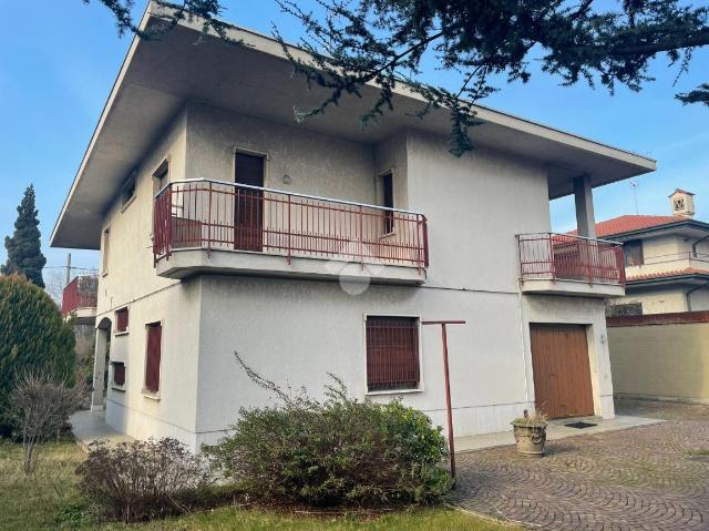 Villa in Via Gramsci 4, Cardano al Campo - Foto 1