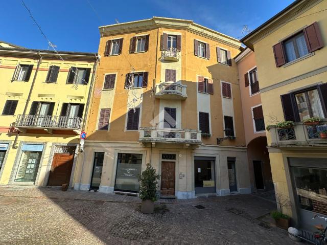 Trilocale in Via Elia Emanuele Foà 38, Vercelli - Foto 1