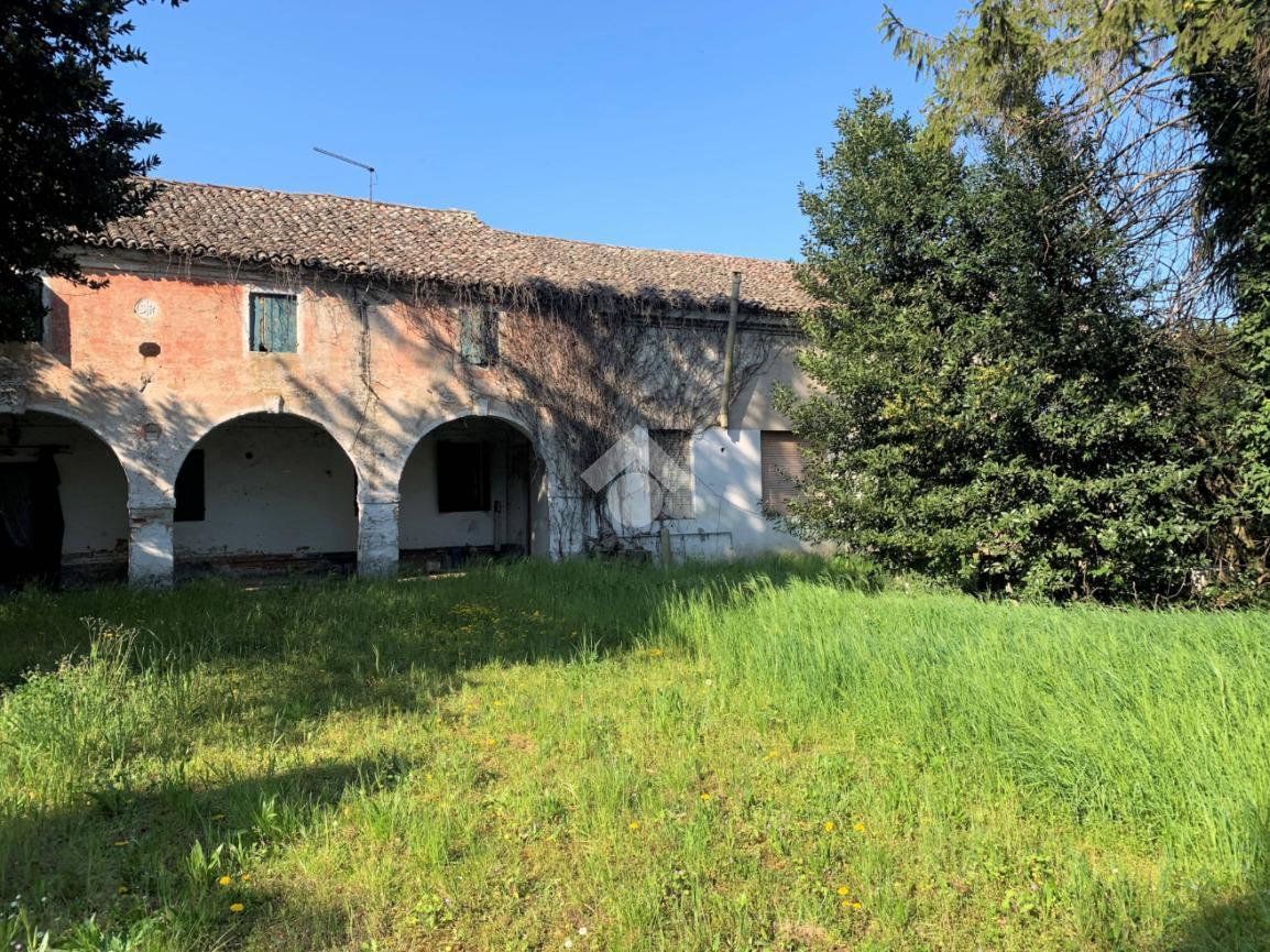 Rustico in vendita a Monastier Di Treviso