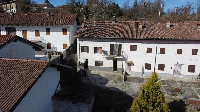 Detached house in Via su del Brusa 7, Villamiroglio - Photo 1