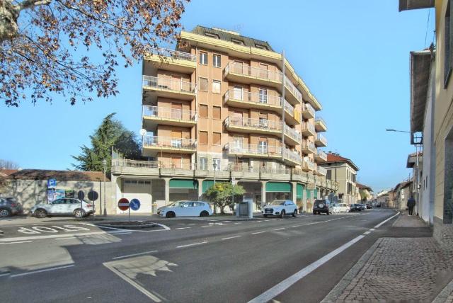 4-room flat in Corso Gabriele d'Annunzio 98, Cigliano - Photo 1