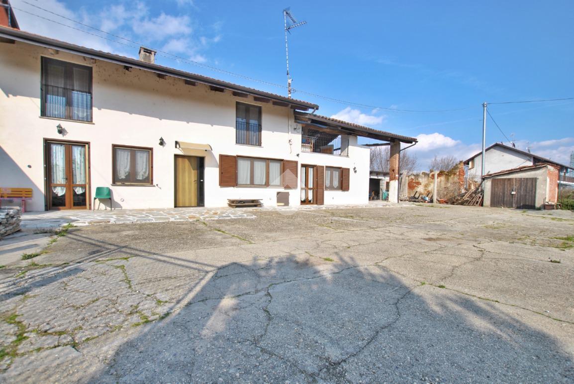 Casa indipendente in vendita a Livorno Ferraris