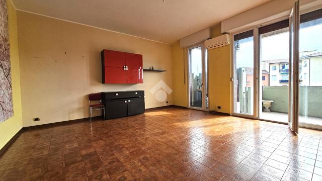 Quadrilocale in Via Campagnol di Tombetta 11, Verona - Foto 1