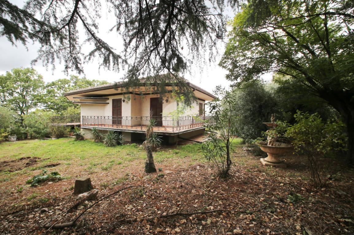 Villa in vendita a Viterbo