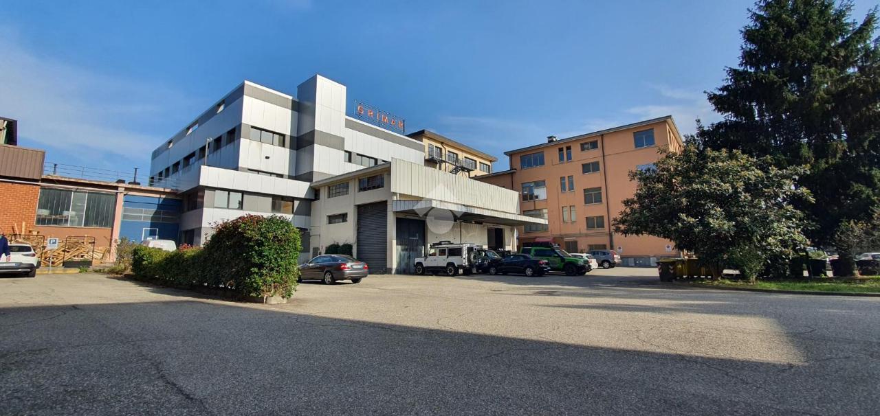 Palazzina commerciale in Via Sandro Botticelli 151, Torino - Foto 1