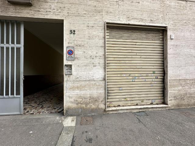 Geschäft in Via Oslavia 52, Torino - Foto 1