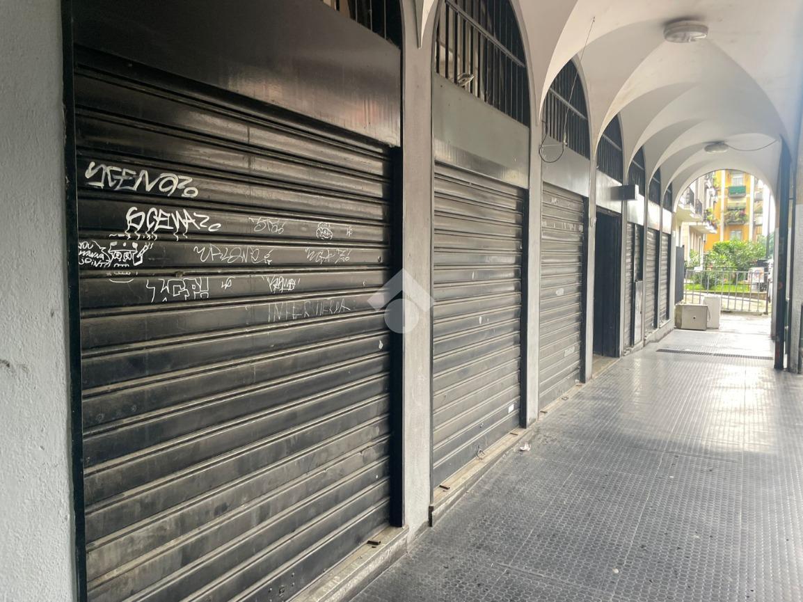 Negozio in Via Giuseppe Gianella 21, Milano, {3} - Foto 1