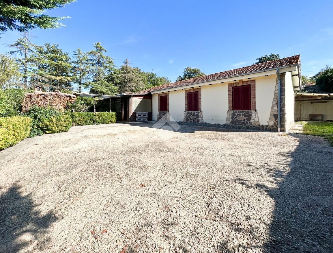 Villa in vendita a Bassano Romano