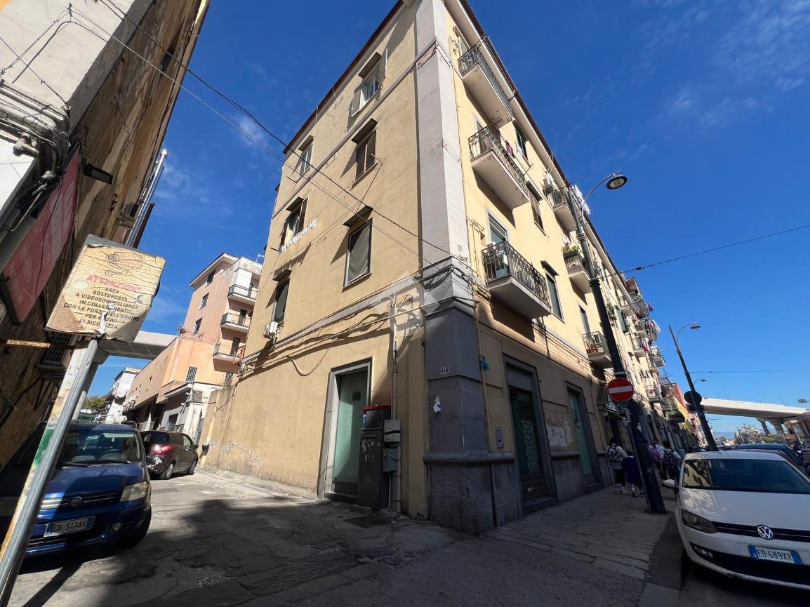 Ufficio in Vva Nuova Poggioreale 45, Napoli, {3} - Foto 1