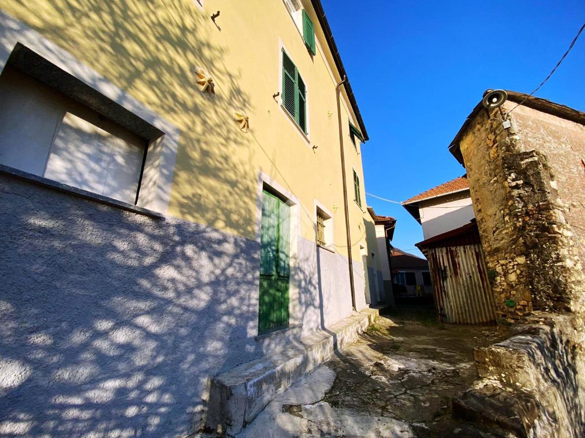 Villa in vendita a Serra Ricco'