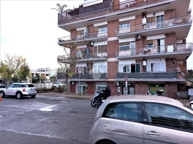 Boxen in Via di Torrevecchia 967, Roma - Foto 1