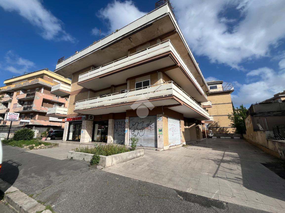 Negozio in Via di Torrevecchia 997, Roma, {3} - Foto 1