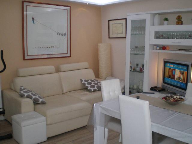 2-room flat in Via Fratelli Giani, Marino - Photo 1