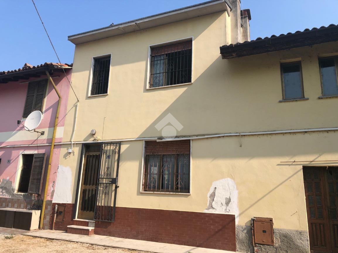 Casa indipendente in vendita a Santa Cristina E Bissone
