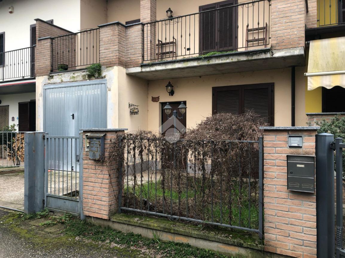 Villa a schiera in vendita a Santa Cristina E Bissone