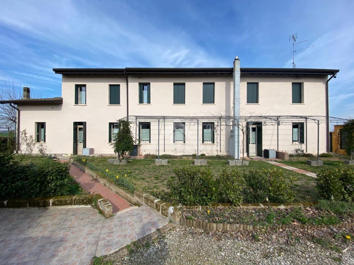 Villa in vendita a Erbe'