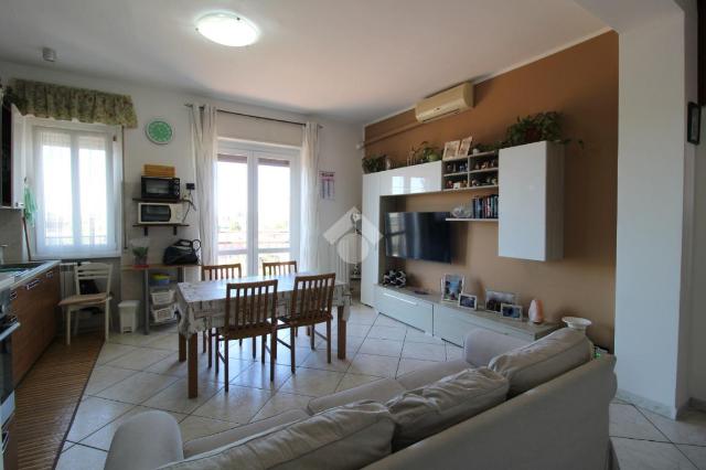 Dreizimmerwohnung in Via Ambrogio Moroni 22, Pogliano Milanese - Foto 1