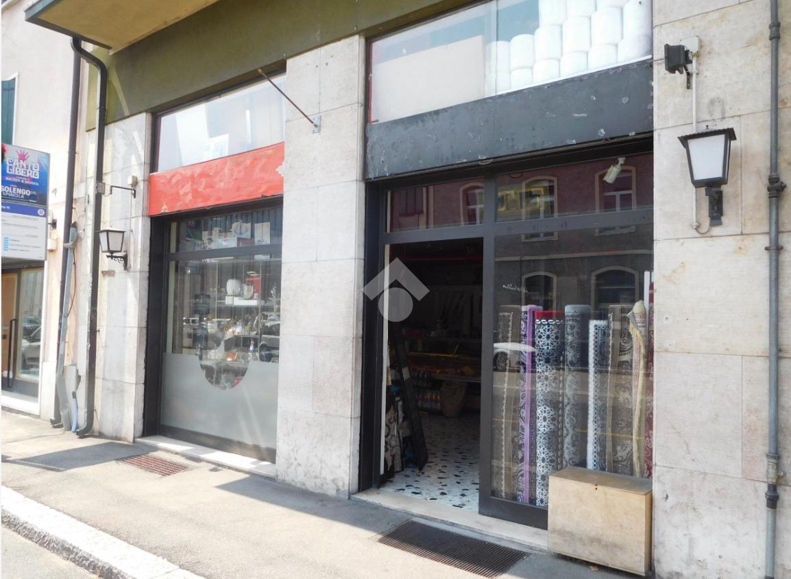 Negozio in , Verona - Foto 1