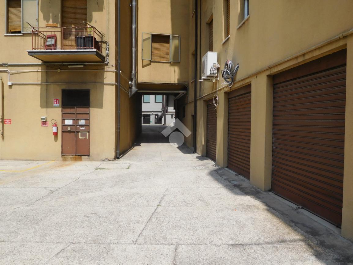 Negozio in , Verona - Foto 1