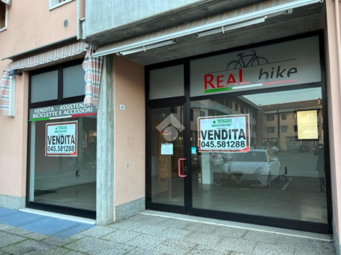 Ufficio in , Castel D'Azzano, {3} - Foto 1