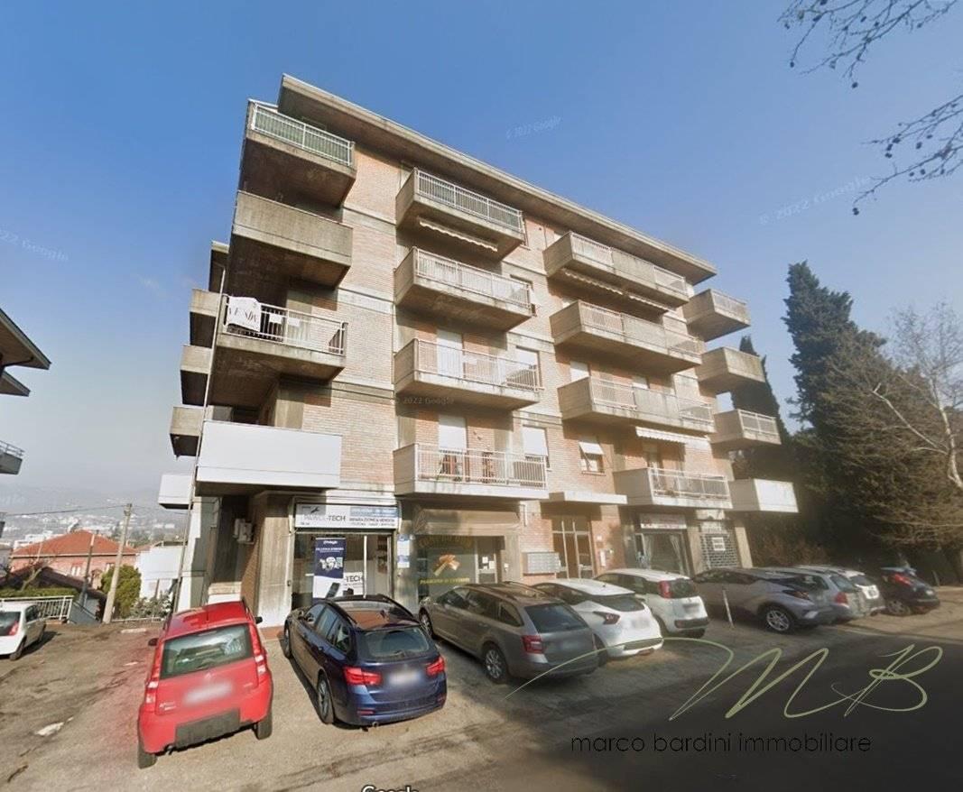 Negozio in Via Nazionale 16, Fornovo Di Taro, {3} - Foto 1