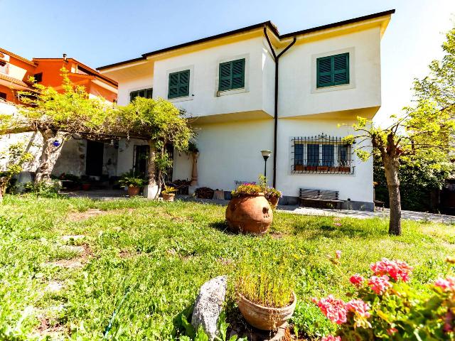 Mansion in Via Piave, Capena - Photo 1