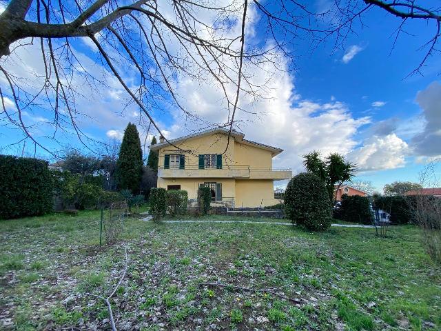 Villa in Via Antonio Ligabue 48, Genzano di Roma - Foto 1