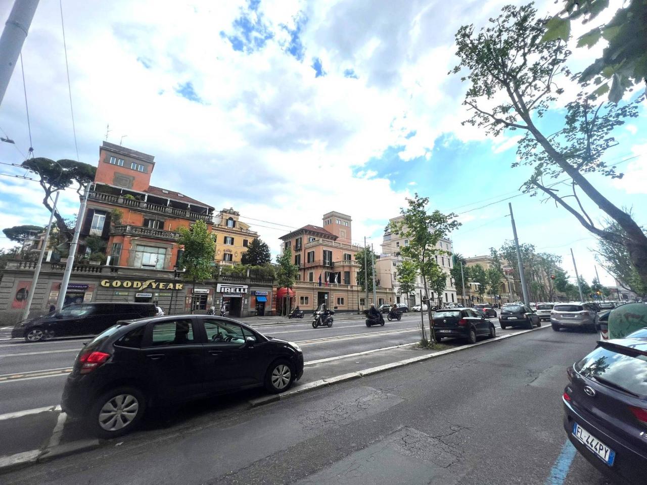 Negozio in Via Reggio Emilia, Roma, {3} - Foto 2