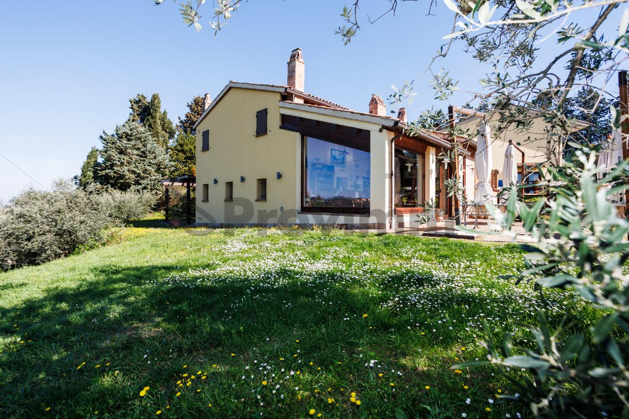 Casa indipendente in vendita a Cesena