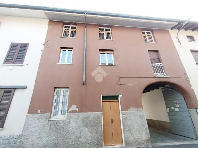 Detached house in Via Filippo Gerbini 5, Lentate sul Seveso - Photo 1